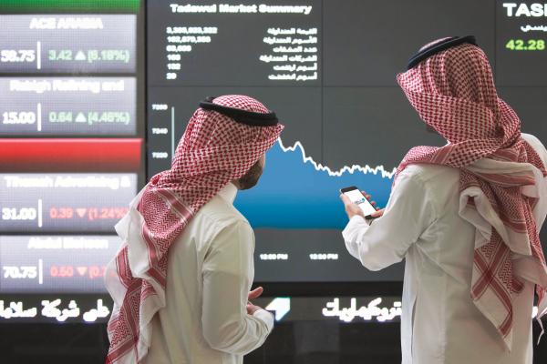 مؤشر سوق الأسهم يغلق مرتفعا