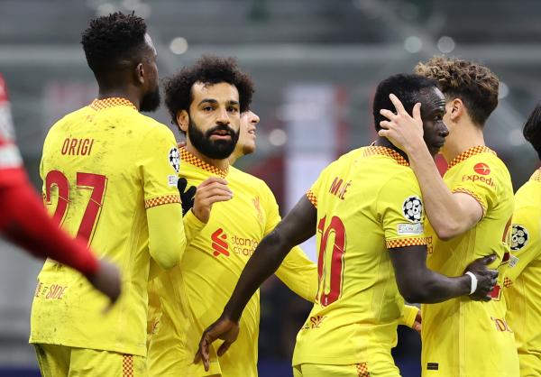 ليفربول المثالي يقصي ميلان بهدفي صلاح وأوريجي