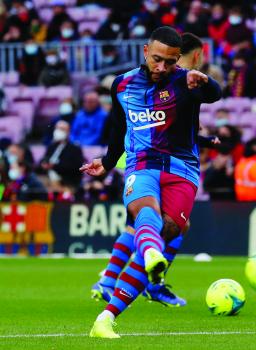 برشلونة.. يبحث عن معجزة في اليانز أرينا