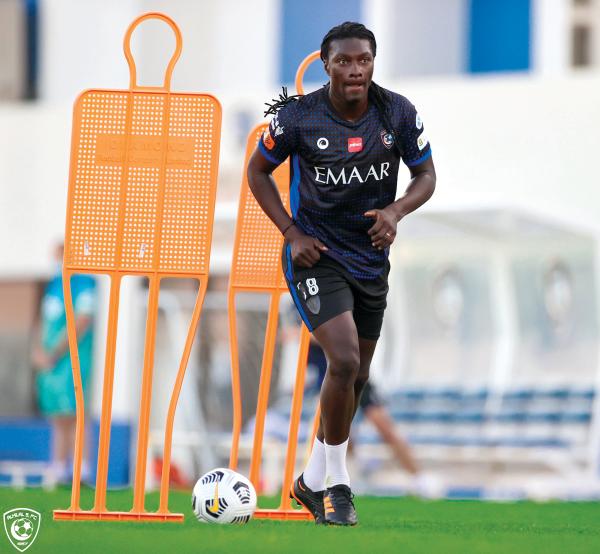 الهلال يسعى لتخطي عناد الفيحاء