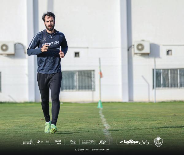 الهلال يسعى لتخطي عناد الفيحاء