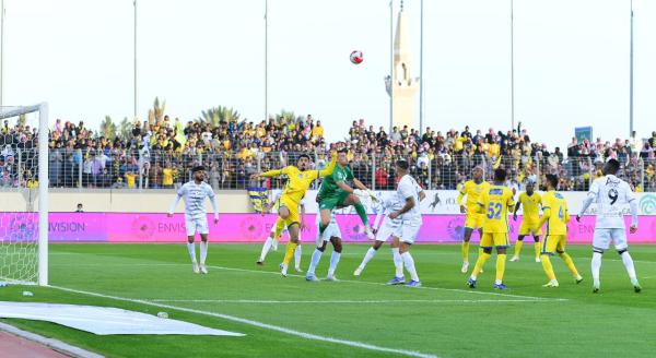الطائي يقلب الطاولة على النصر