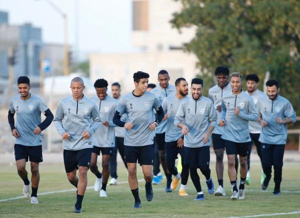 هجر يعاود التدريبات للخليج