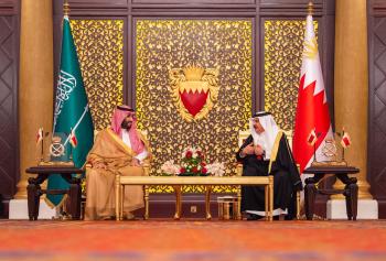 ولي العهد وملك البحرين يبحثان تعزيز التعاون بمختلف المجالات
