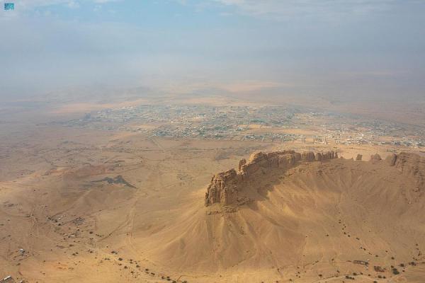 جبال المملكة .. الطبيعة الساحرة التي سيتغنّى بها يومها العالمي