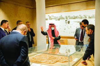 150 إعلاميا عربيا في زيارة لقصر «المصمك»