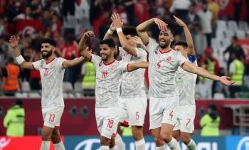تونس تنهي مغامرة عمان