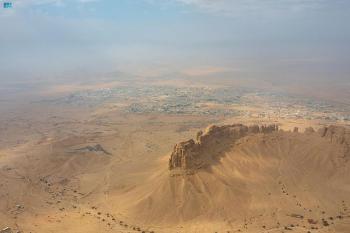 جبال المملكة .. الطبيعة الساحرة التي سيتغنّى بها يومها العالمي