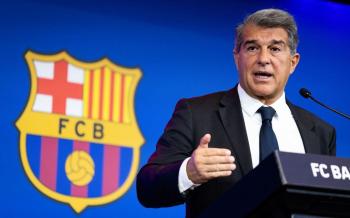 برشلونة يقتحم الميركاتو الشتوي
