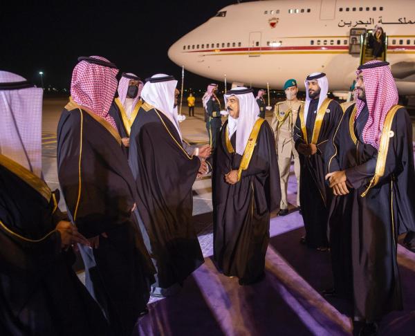 ولي العهد يستقبل قادة دول مجلس التعاون
