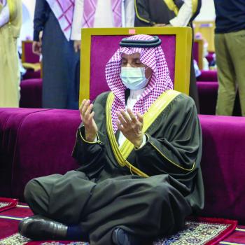 الأمير سعود بن نايف يتقدم جموع المصلين في صلاة الاستسقاء