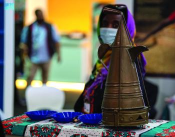 «القهوة والشوكولاتة»عشق يجمع رواد 30 دولة في الرياض