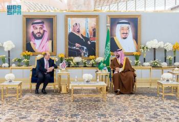 نائب وزير الدفاع يناقش التعاون المشترك مع وزير الدفاع بالمملكة المتحدة