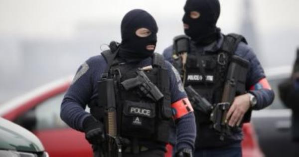 لهذا السبب.. الشرطة السلوفاكية تعتقل رئيس الوزراء السابق 