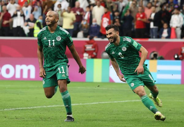الجزائر تهزم تونس وتتوج بلقب كأس العرب