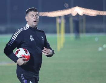 فلادان يخطط لإرباك النصر بـ «الاستحواذ»