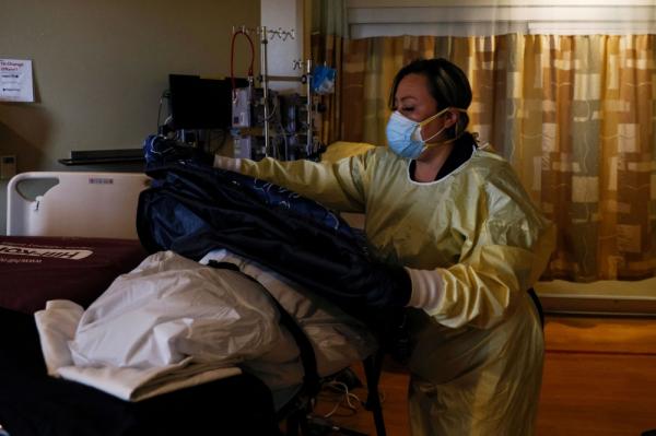 «تكساس» تسجل أول وفاة بالمتحور «أوميكرون»