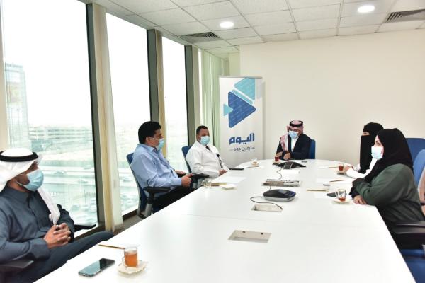 «الوعي الأسري»..الحصن المنيع لهزيمة متحورات كورونا