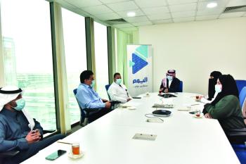 «الوعي الأسري»..الحصن المنيع لهزيمة متحورات كورونا