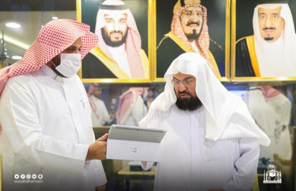 «السديس» يدشن مبادرة «المعظمون لبيت الله» 