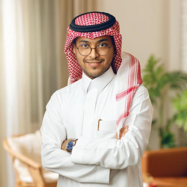 «الإطالات» تعالج سلبيات العمل المكتبي الصحية