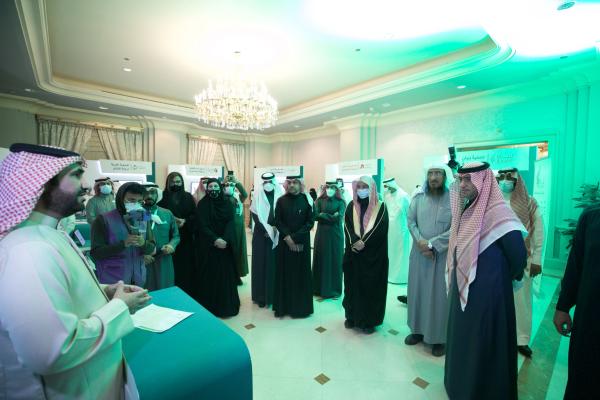 «الإسكان التنموي» يختتم فعالياته بحضور وزير «البلدية»