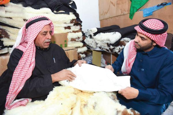 «الفروة»..رداء الشتاء في الحدود الشمالية