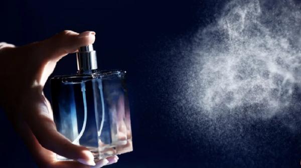 رائحة العطر أسقطت اللص