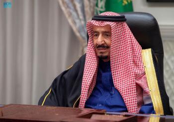 خطاب الملك يؤكد على أن المملكة منذ تأسيسها تعمل وفق الشريعة الإسلامية
