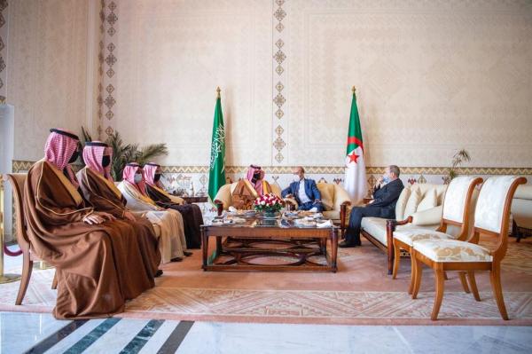 سمو الأمير عبدالعزيز بن سعود يصل الجزائر