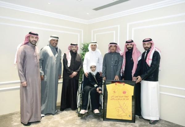 القادسية يكرم الثقفي لتفوقها في غرب آسيا