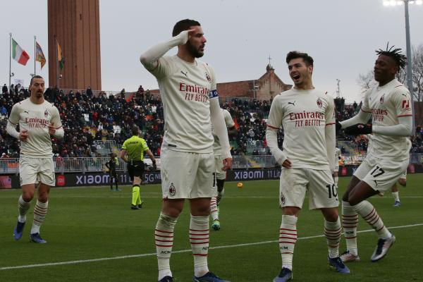 ميلان يتصدر الدوري.. ويوفنتوس يضاعف آلام روما
