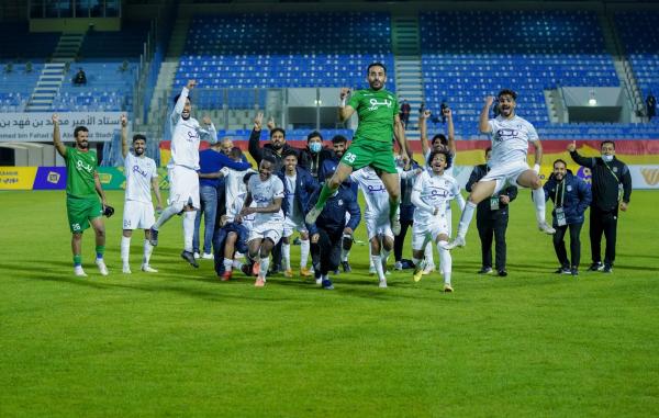 العين يصيب القادسية.. الوحدة يفلت من الدرعية