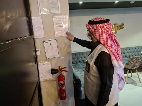 1200 جولة تضبط 89 مخالفة بالأسواق