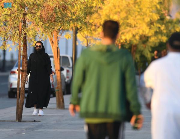 «المدينة المنورة»..«المشي» رياضة الأجواء الشتوية