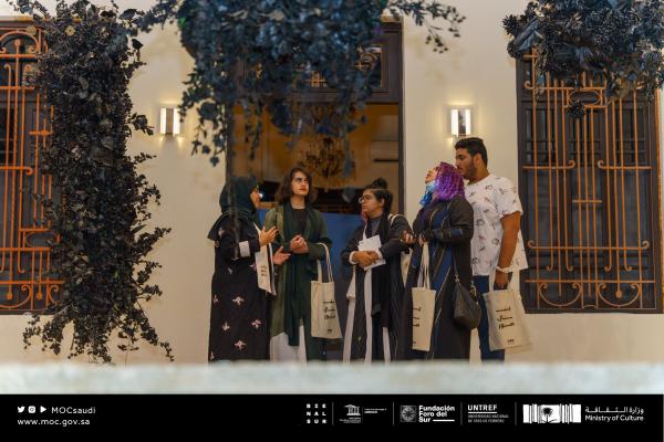 مهرجان الغضا للثقافة والفنون بعنيزة يقدم فعاليات متنوعة للزوار