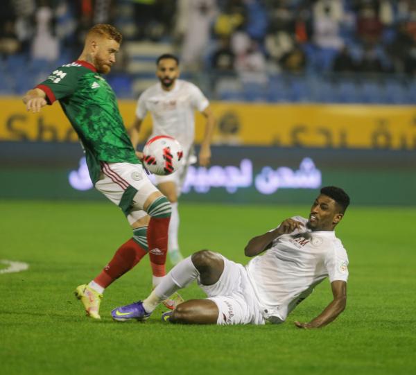 الشباب يرفض الخسارة أمام الاتفاق