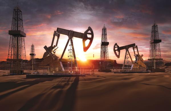 النفط يصعد رغم احتمالات سحب الصين من مخزوناتها