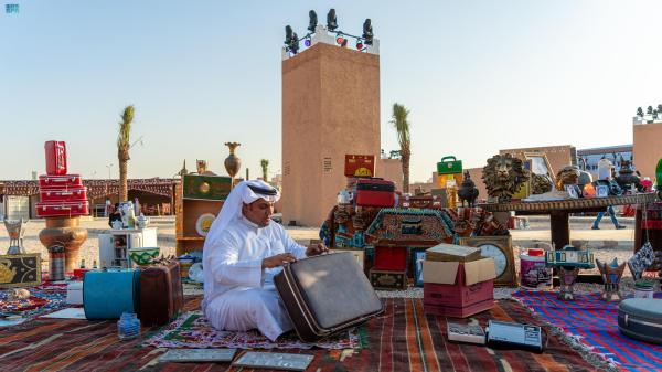 «بسطة الحراج».. تحكي قصة 60 عاما من الذكريات والحنين