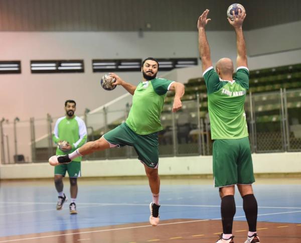 السعودية تخوض تحدي الكنغر الأسترالي