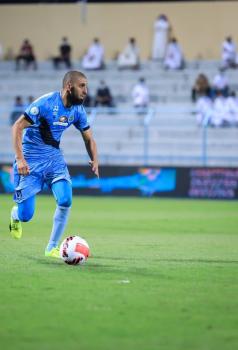 الهلال يخشى مواقف الباطن