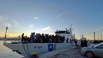الداخلية الليبية : إنقاذ 91 مهاجرًا غير شرعي كانوا في عرض البحر