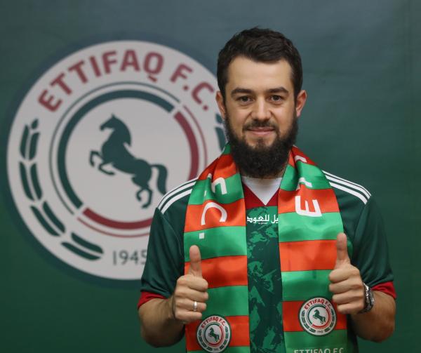 يونس.. مايسترو النواخذة الجديد!