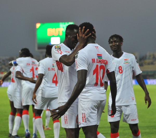 جامبيا يفوز على غينيا ويتأهل لدور الـ8 بكأس أمم أفريقيا