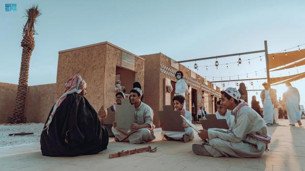 «قرية زمان».. عودة إلى أصالة حياة الأجداد