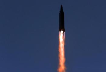 كوريا الشمالية تطلق صاروخين «باليستيين» وسط انتقادات