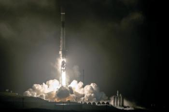 «ناسا»: صاروخ «سبيس إكس» سيرتطم بالقمر في مارس