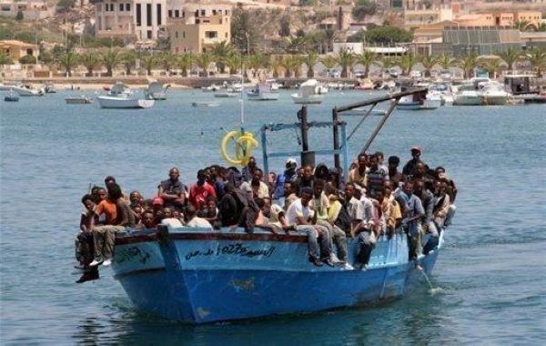 إيطاليا تسلم ليبيا معدات لمكافحة الهجرة غير الشرعية