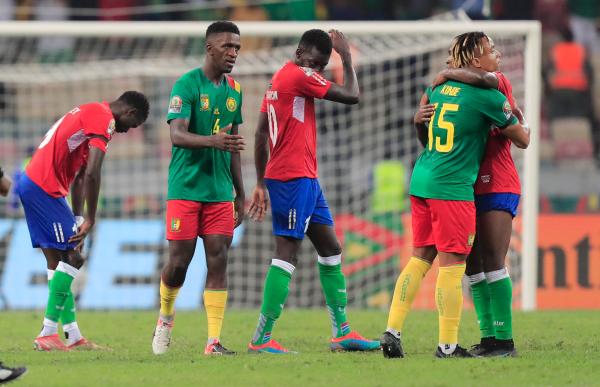 إيكامبي يقود الكاميرون للمربع الذهبي لأمم أفريقيا