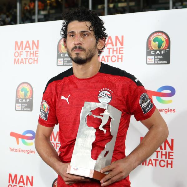 الفراعنة والأسود.. صدام مليء بالثأر!